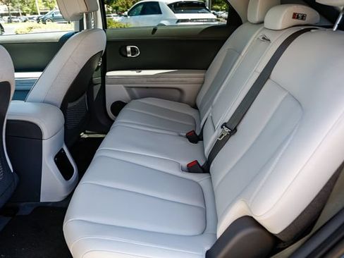 Certified 2023 Hyundai Ioniq 5 Limited AWD/4WD image 17