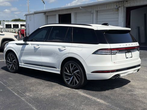 Used 2025 Lincoln Aviator Black Label w/ Jet Appearance Package AWD/4WD image 5