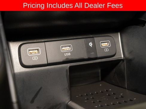 Used 2023 Kia Sorento S w/ Panoramic Sunroof Package FWD image 16