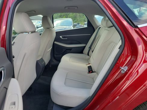 Used 2025 Hyundai Sonata SEL FWD image 23