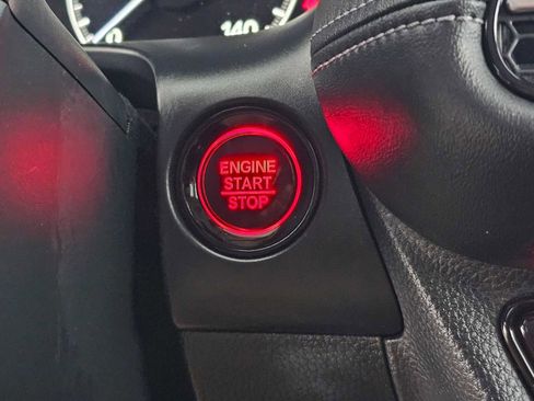 Used 2023 Honda HR-V EX-L image 29