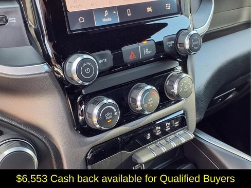 New 2026 RAM 1500 Express AWD/4WD image 6