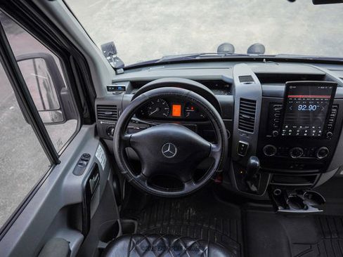 Used 2012 Mercedes-Benz Sprinter 3500 image 36