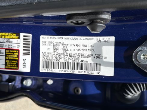 Used 2022 Toyota Tacoma SR5 AWD/4WD image 30