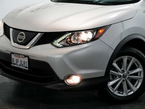 Used 2019 Nissan Rogue Sport SV w/ All-Weather Package FWD image 10
