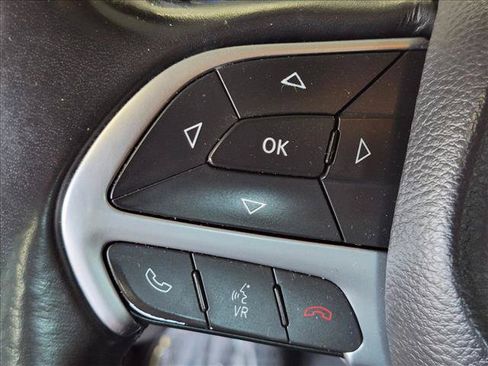 Used 2015 Chrysler 200 S w/ Comfort Group AWD/4WD image 8