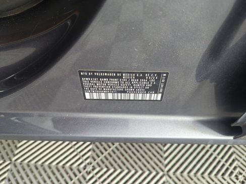 Used 2024 Volkswagen Jetta SE FWD image 39