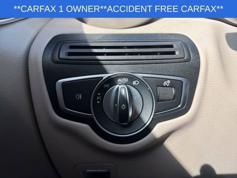 Used 2022 Mercedes-Benz GLC 300 4MATIC image 34