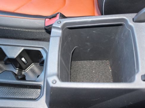 Used 2021 Volkswagen Tiguan SEL Premium R-Line image 33