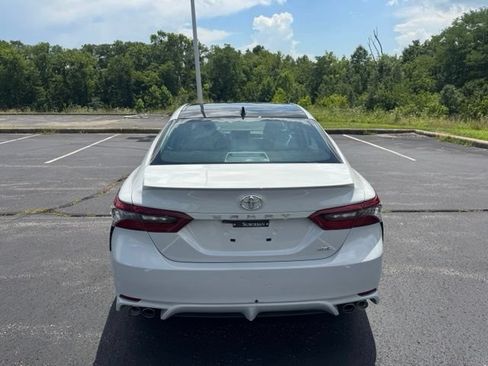 Used 2024 Toyota Camry XSE w/ Cold Weather Package FWD image 4