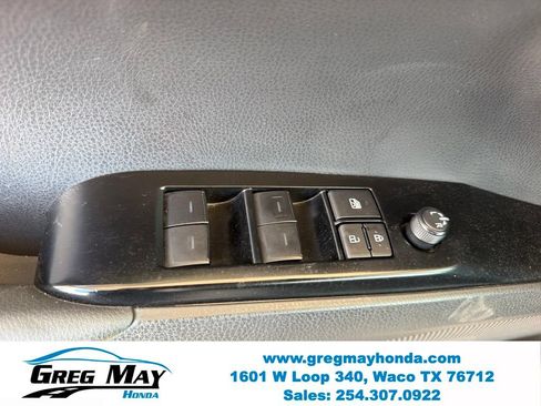Used 2025 Toyota Camry LE FWD image 11