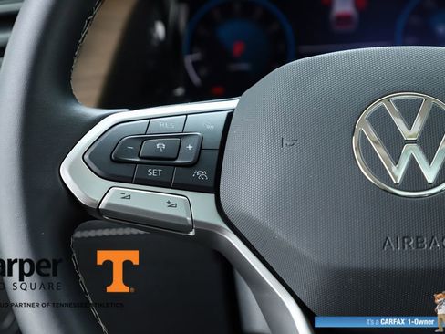 Used 2025 Volkswagen Atlas SE w/ Panoramic Sunroof Package image 21