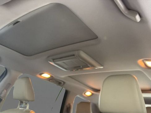 Used 2016 Honda Pilot Elite image 19