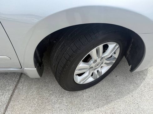Used 2011 Nissan Altima 2.5 S w/ Special Edition Pkg FWD image 21