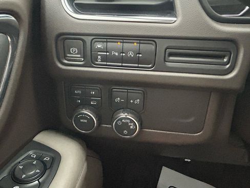 Used 2024 Chevrolet Tahoe LS w/ Driver Alert Package AWD/4WD image 28