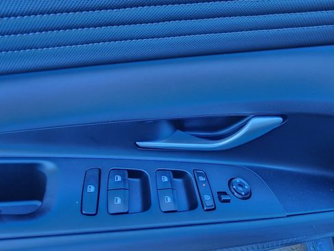 New 2026 Hyundai Elantra Limited image 9