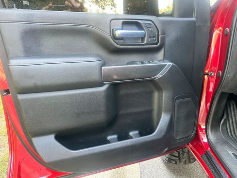 Used 2022 GMC Sierra 2500 AT4 w/ Gooseneck/5TH Wheel Package AWD/4WD image 9