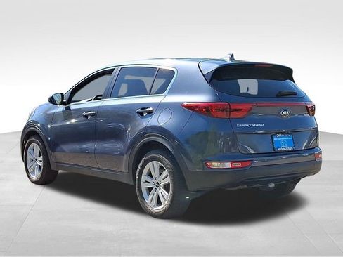 Used 2018 Kia Sportage LX FWD image 4