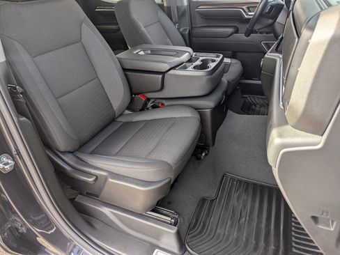 Used 2023 Chevrolet Silverado 1500 RST image 11