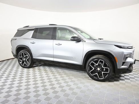 New 2026 Chevrolet Traverse High Country AWD/4WD image 8