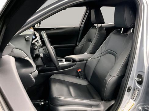 Used 2025 Lexus UX 300h FWD w/ Accessory Package (Z2) image 8