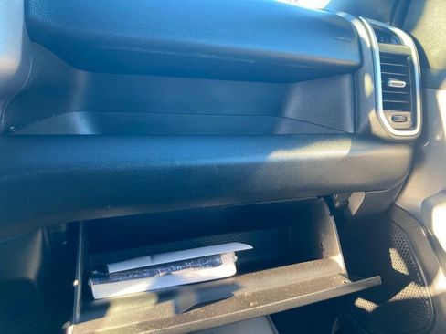 Used 2022 RAM 1500 Big Horn image 32