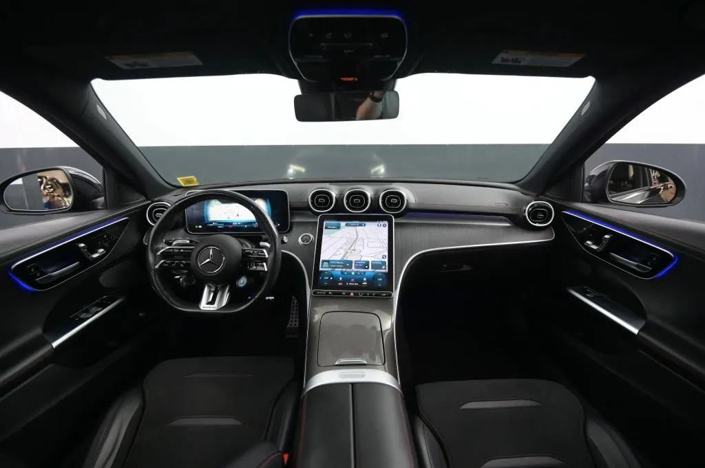 Used 2023 Mercedes-Benz C 43 AMG 4MATIC Sedan image 34