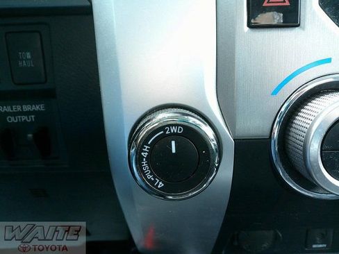 Used 2019 Toyota Tundra Platinum image 24