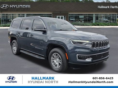 Used 2024 Jeep Wagoneer 4WD image 1