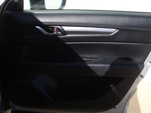 Used 2021 MAZDA CX-5 Touring image 17