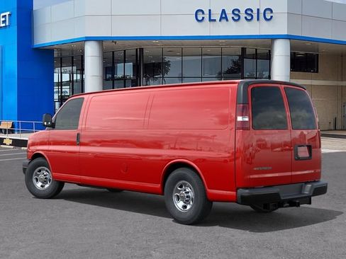 New 2026 Chevrolet Express 3500 Extended RWD image 3