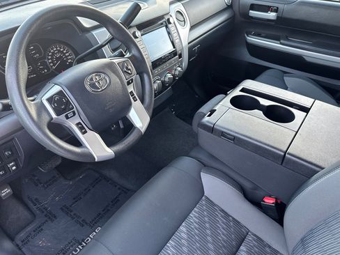 Certified 2018 Toyota Tundra SR5 image 9