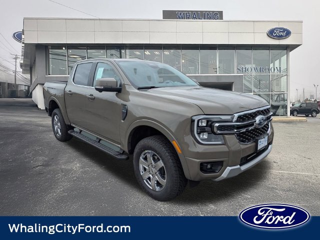 Certified 2025 Ford Ranger Lariat w/ FX4 Off-Road Package AWD/4WD image 1