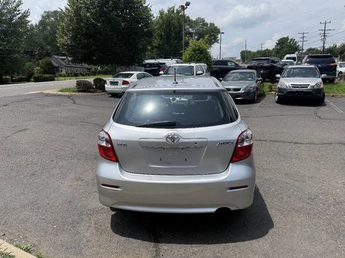 Used 2009 Toyota Matrix w/ PWR Pkg FWD image 4