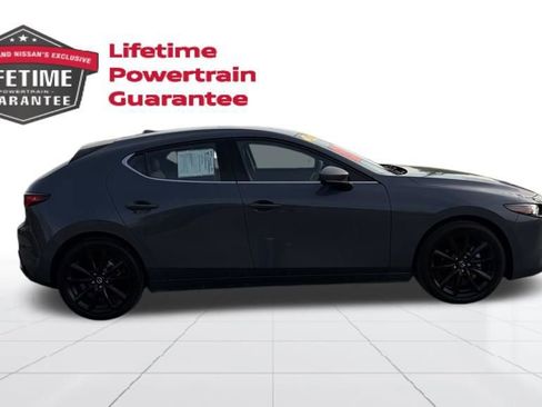 Used 2025 MAZDA MAZDA3 2.5 S Hatchback w/ Premium Pkg FWD image 7