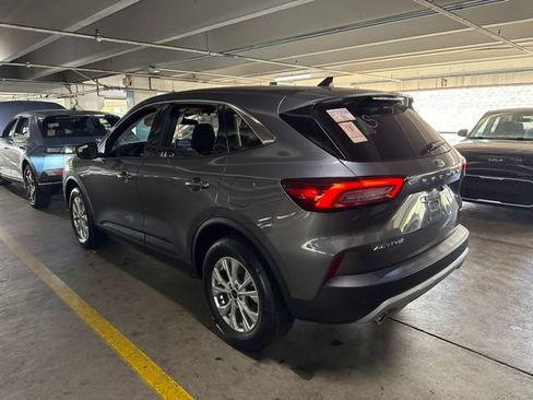 Used 2023 Ford Escape Active AWD/4WD image 4
