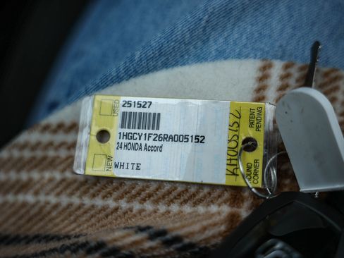 Certified 2024 Honda Accord LX image 33