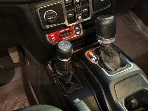 Used 2020 Jeep Gladiator Rubicon w/ LED Lighting Group image 23