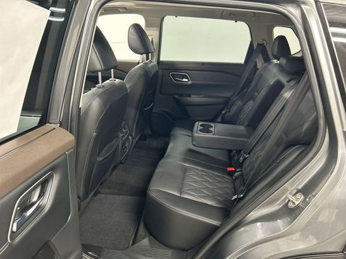 Used 2023 Nissan Rogue Platinum w/ Platinum Premium Package image 21