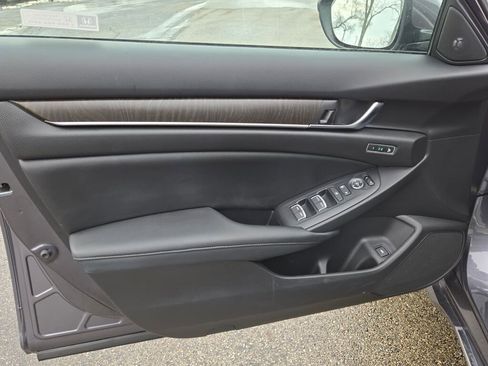 Used 2019 Honda Accord EX-L image 24