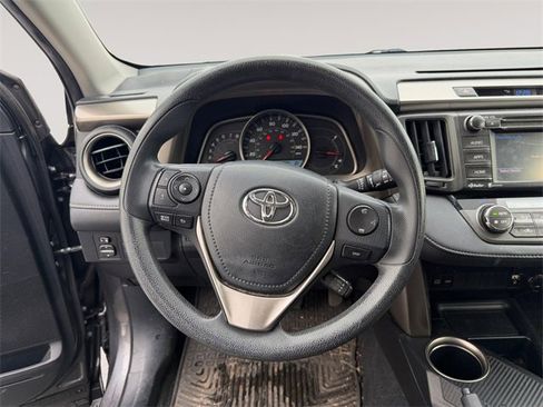 Used 2015 Toyota RAV4 XLE image 12