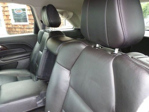 Used 2011 Acura MDX w/ Technology & Entertainment AWD/4WD image 26
