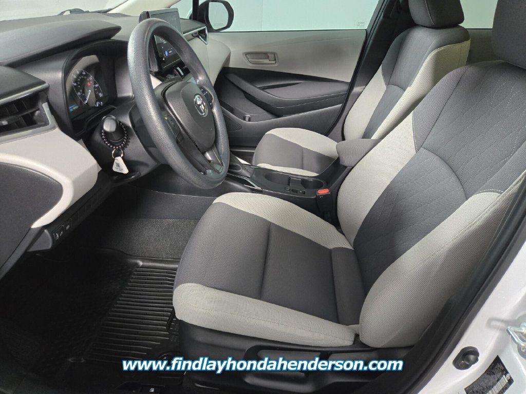 Used 2024 Toyota Corolla LE FWD image 14