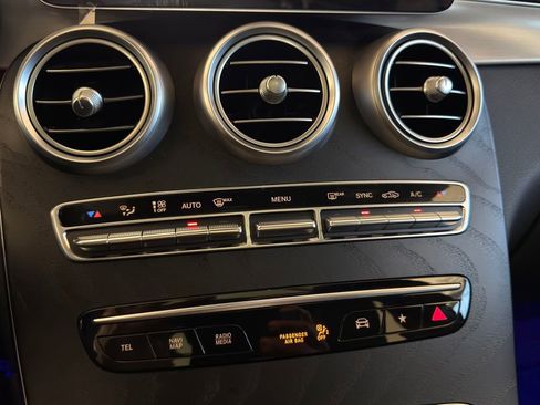 Used 2020 Mercedes-Benz GLC 43 AMG 4MATIC image 19