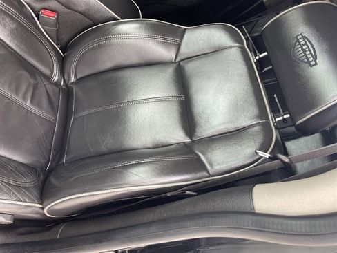 Used 2009 HUMMER H3T Alpha image 10