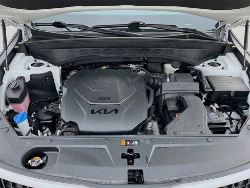 Used 2023 Kia Telluride EX w/ EX Captain's Chair Package image 33