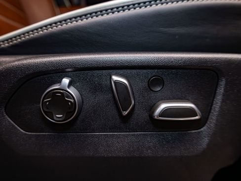 Used 2025 GMC Sierra 2500 Denali Ultimate image 29