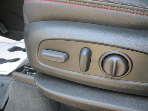 Used 2023 Chevrolet Traverse RS w/ LPO, Floor Liner Package AWD/4WD image 17