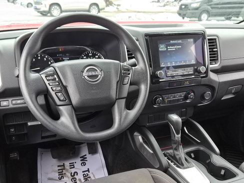Used 2022 Nissan Frontier SV image 13