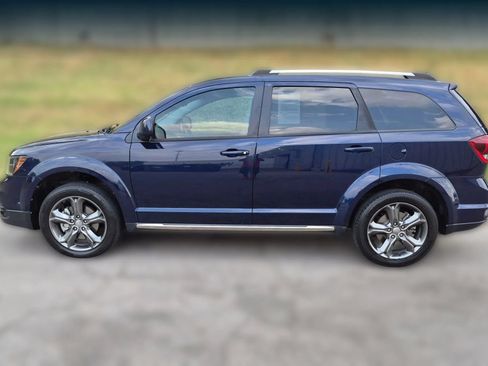 Used 2017 Dodge Journey Crossroad FWD image 8